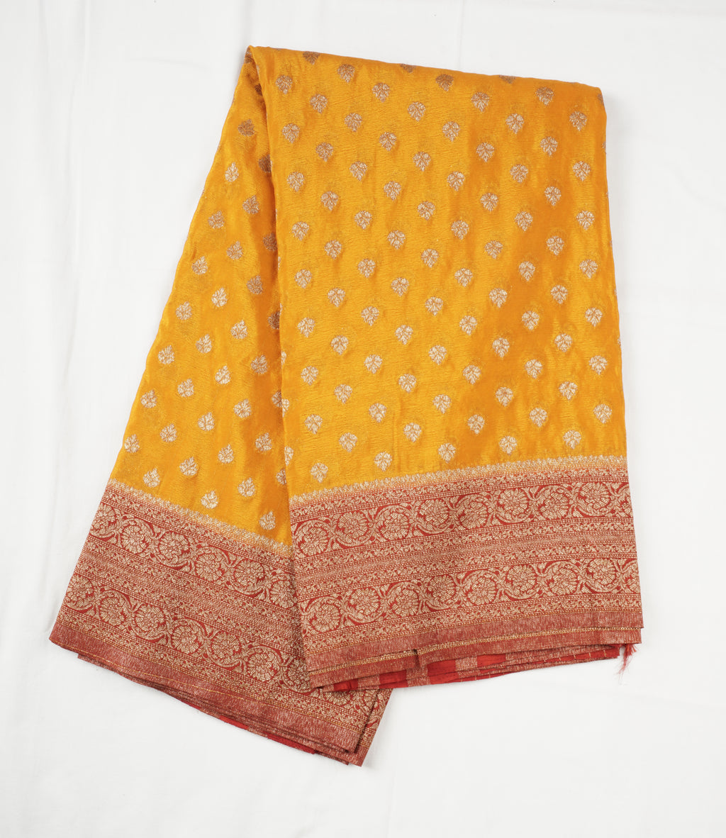 Benaras Semi Georgette