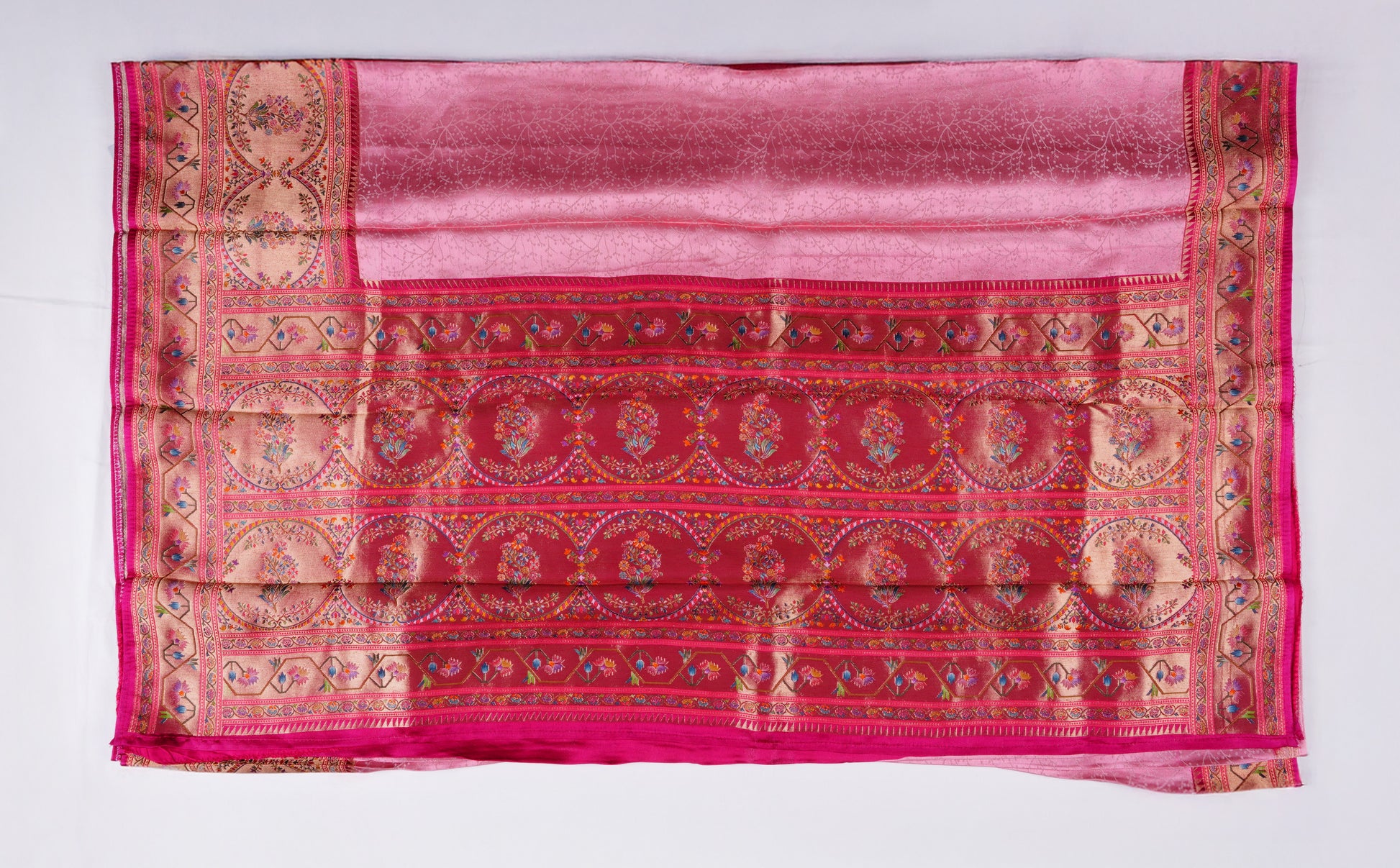 Jacquard silk Benares border